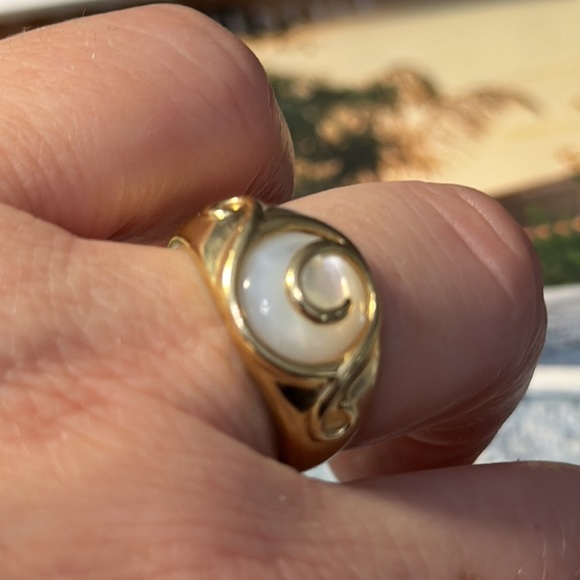 Rare Carribean Opal 14K Yellow Italian Gold Stamped Ring with Swirl - Picture 9 of 15